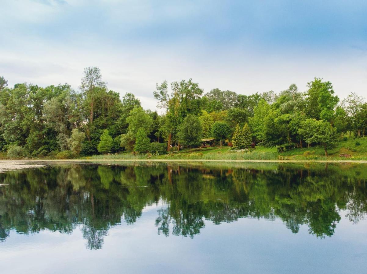 Rajski Vrt - Lake House - Paradise Garden Сісак Екстер'єр фото