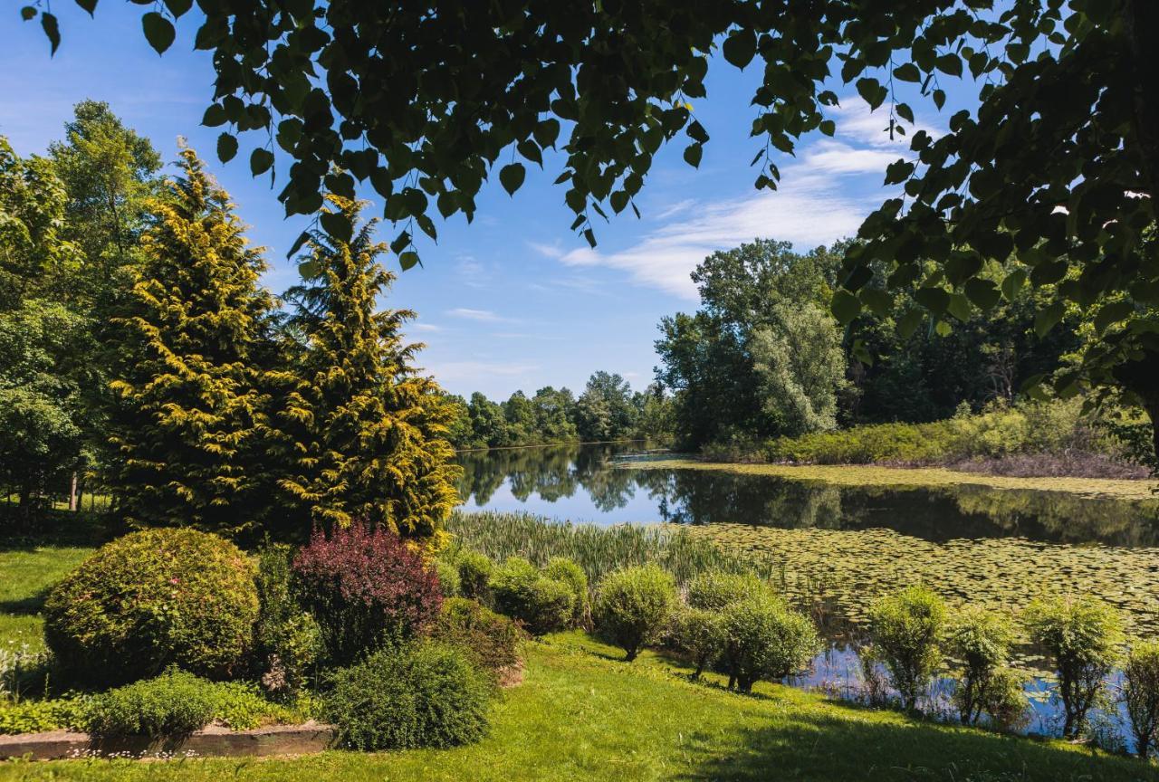 Rajski Vrt - Lake House - Paradise Garden Сісак Екстер'єр фото